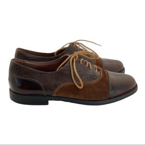 Two-Tone Leather and Suede Oxford Lace-up Flats